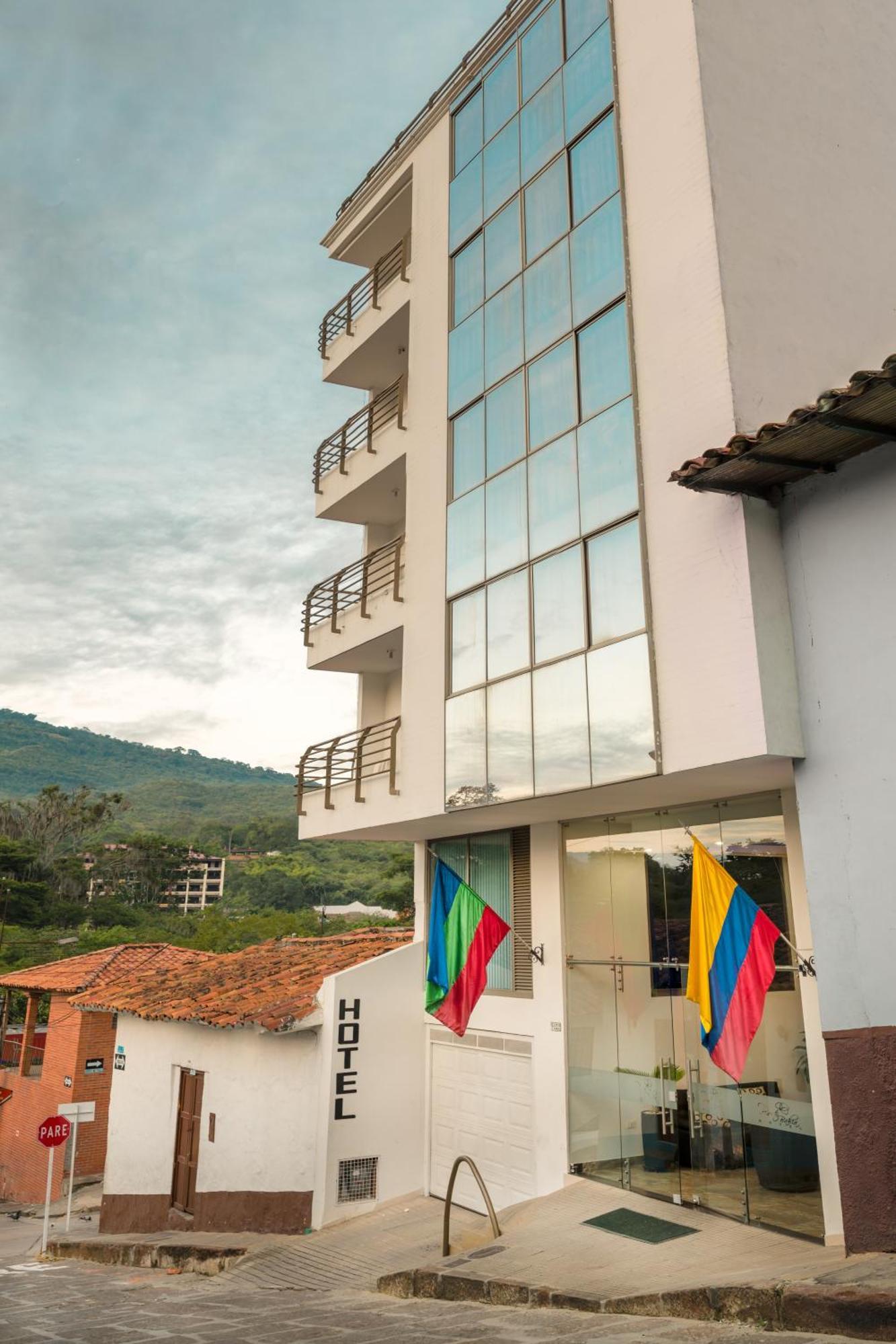 Hotel Puerto Bahia San Gil Exterior foto
